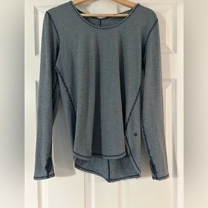 Lululemon long sleeved T